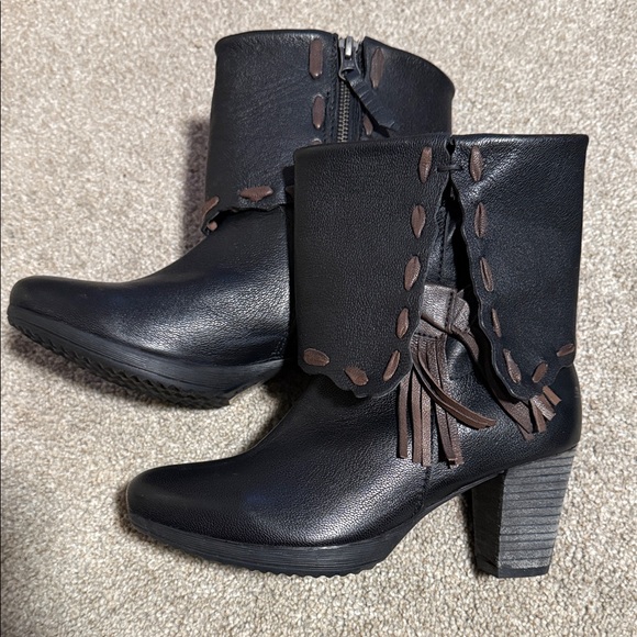 Sheridan Mia Shoes - Sheridan Mia Black and Brown Heeled Boots